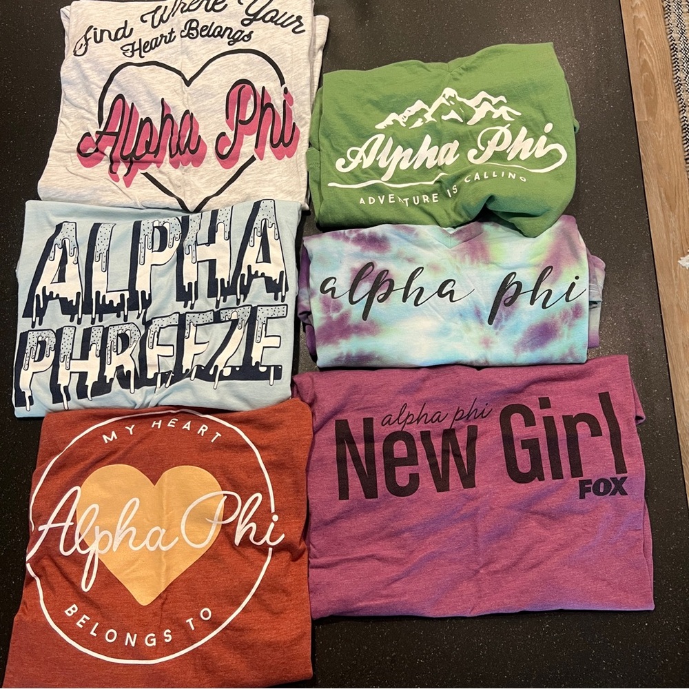 Alpha Phi T-Shirt Collection Size-Small